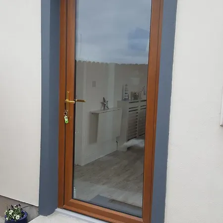 Blue Ocean Guest فندق مبيت وإفطار 4*